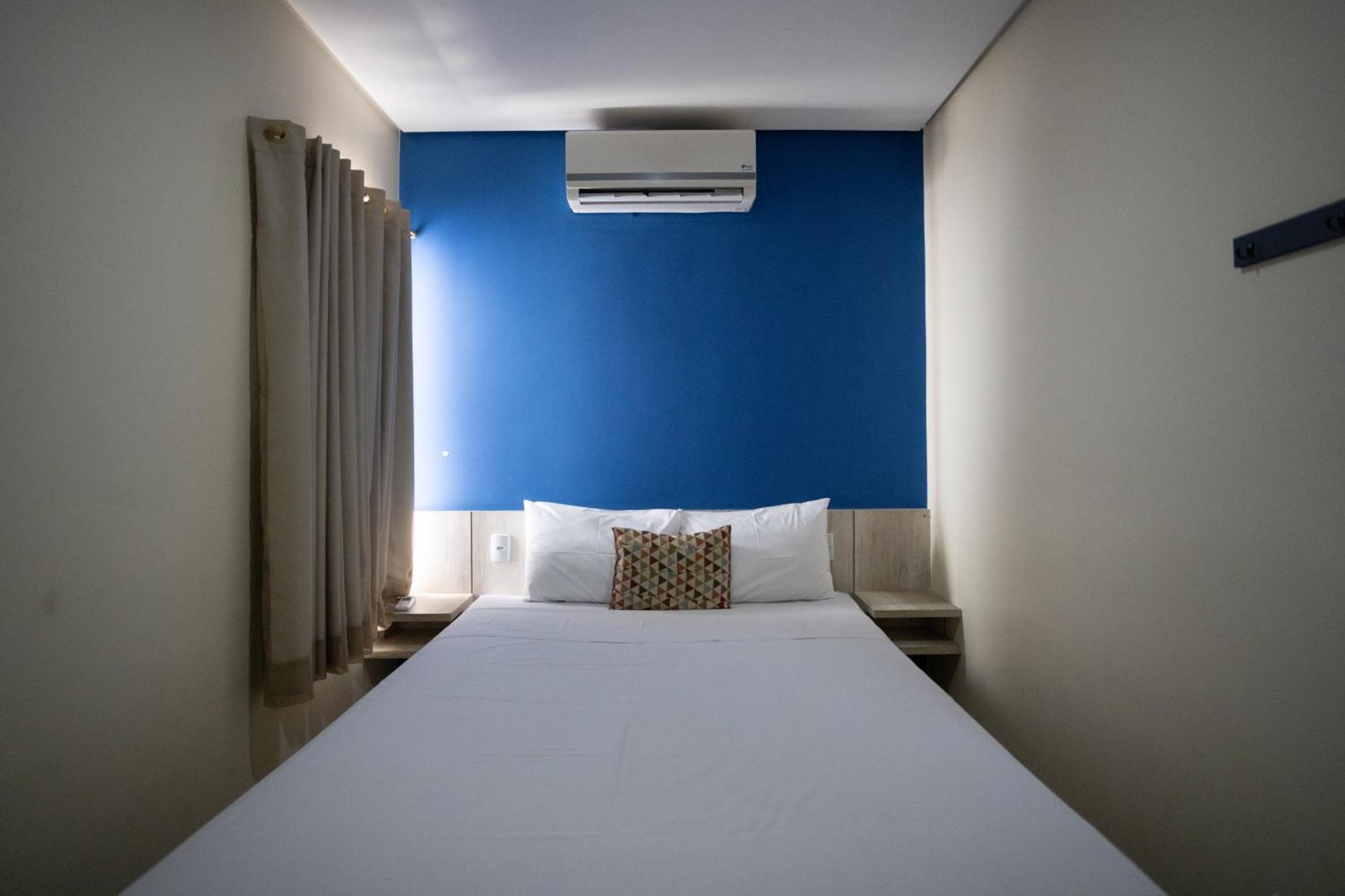 Infinity Hotel 戈亚尼亚 外观 照片
