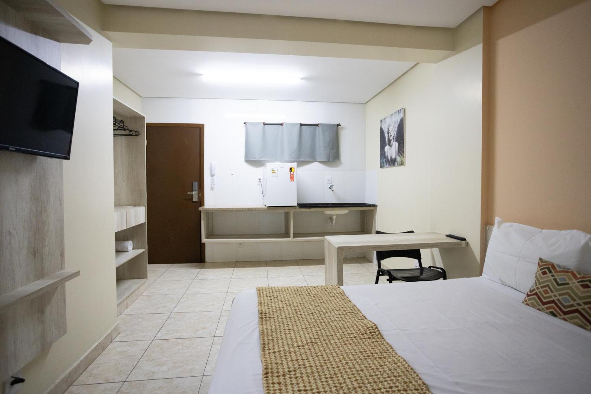 Infinity Hotel 戈亚尼亚 外观 照片