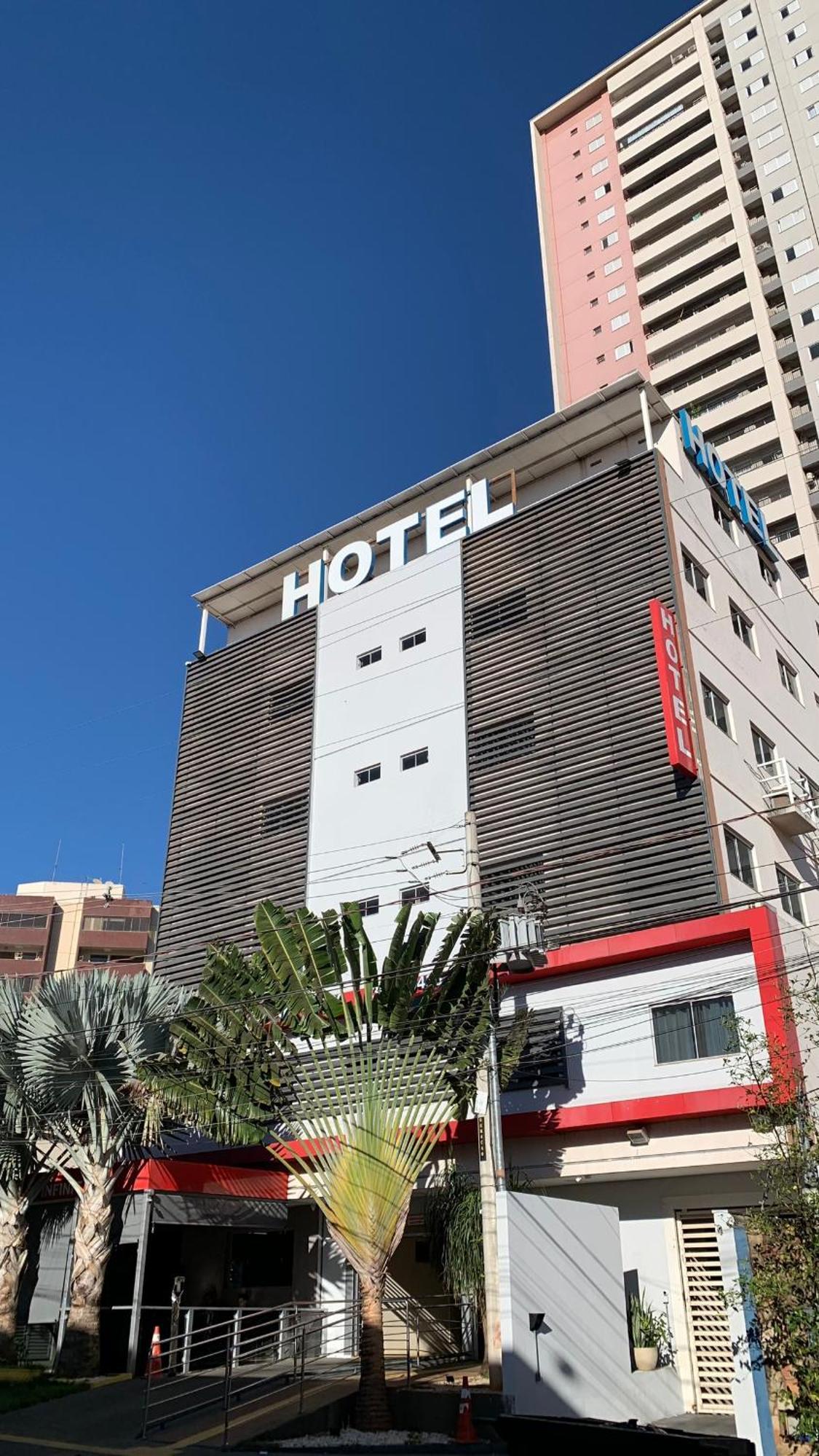 Infinity Hotel 戈亚尼亚 外观 照片